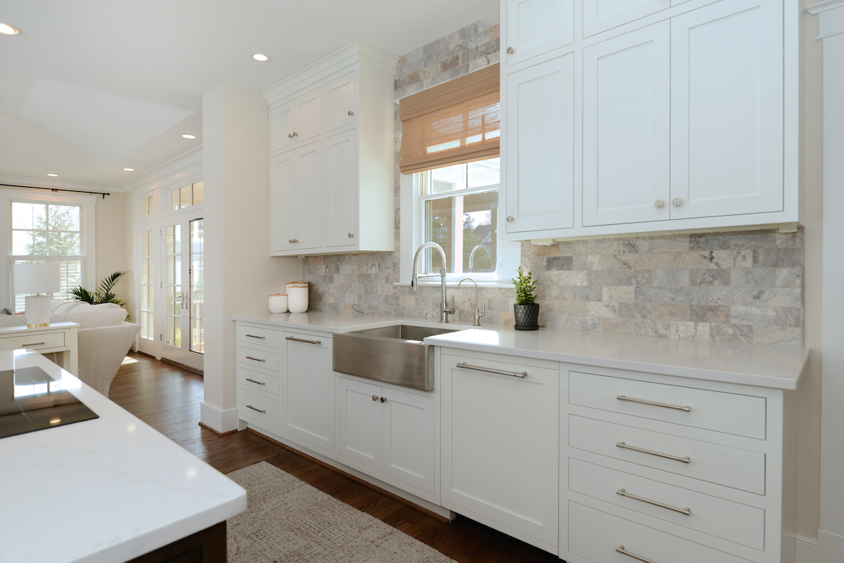 Read more about the article How to Choose the Best Kitchen Cabinetry for Your Kitchen Remodel